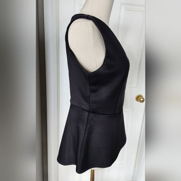 Bisou Bisou Black sleeveless top with removable rhinestone necklace - Size Small - Picture 2 of 7